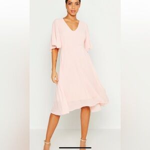 Chiffon Angel Sleeve Midi Wedding Guest Dress in Blush Sz 6